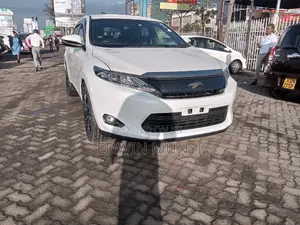 Toyota Harrier 2017 White