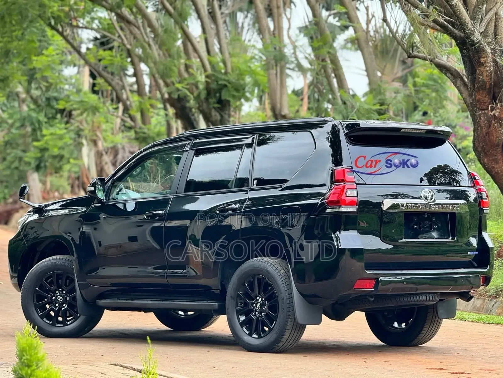 Toyota Land Cruiser Prado 2.8 2020 Matt Black