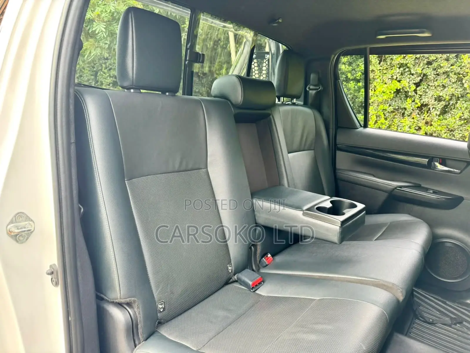 Toyota Hilux 2.8 Diesel 2020 White