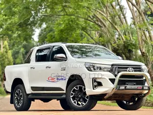 Toyota Hilux 2.8 Diesel 2020 White