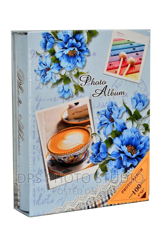 100 Photos Box