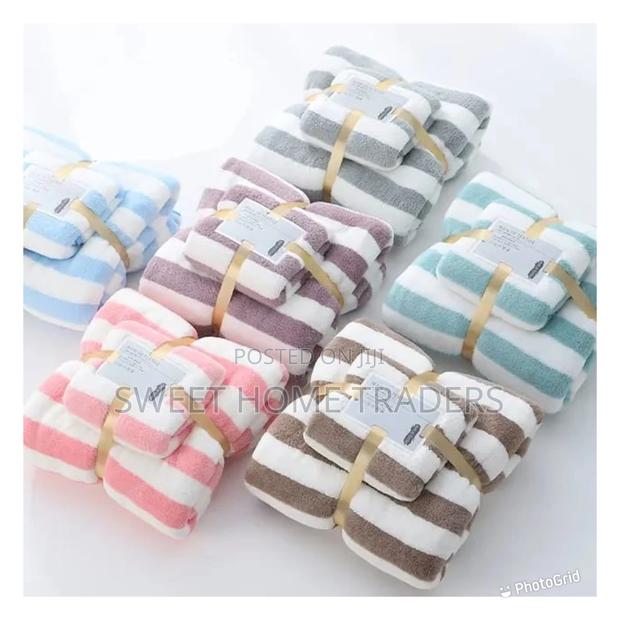3in1 Wide Stripe Coral Velvet Microfibertowel With Gift Box