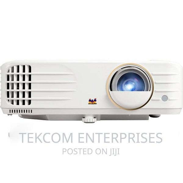 View Sonic Px748- DLP Projector - main view