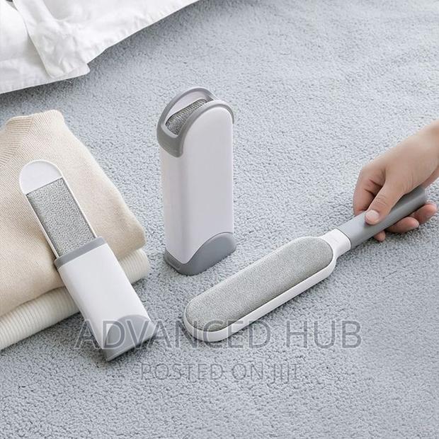 Self Cleaning Reusable Lint /Pet Fur Remover