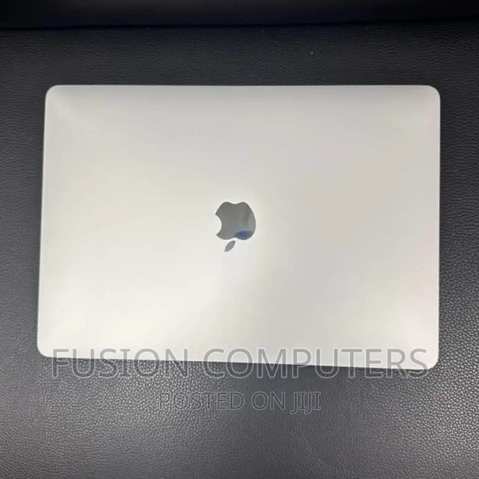 New Laptop Apple MacBook Air 2020 M1 8GB Apple M1 SSD 256GB