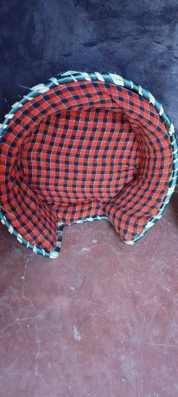Multicoloured Petbeds,Beds for Home Pets