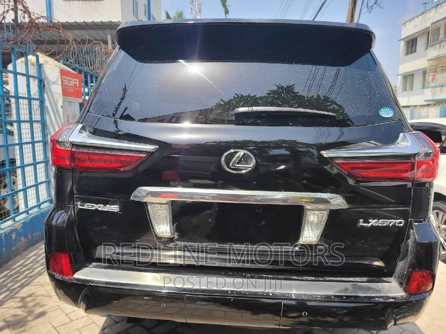 Lexus LX 570 AWD 2016 Matt Black