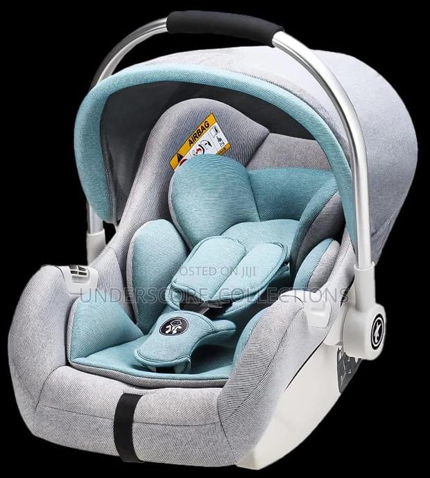 Bamboo and Cotton Standard Portable Infant Carrier/Car Seat. - thumbnail 3