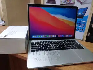 Laptop Apple MacBook Pro 2017 8GB Intel Core i5 SSD 128GB