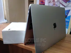 Laptop Apple MacBook Pro 2017 8GB Intel Core i5 SSD 128GB