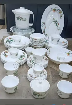 58 Piece Dinner Set