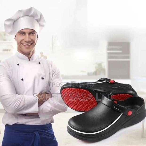 Antislip Chef Clogs: Kitchen Shoes Shock Absobant For Professional