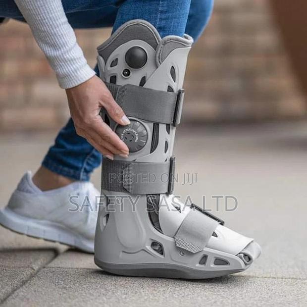 Long 14inch Aircast Walking Boot - thumbnail 2