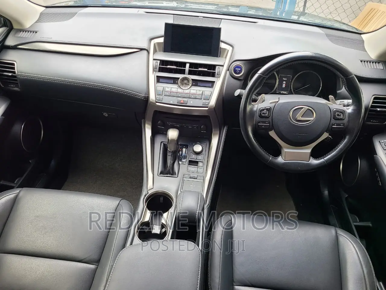 Lexus NX 300h Base 4x2 (2.5L 4cyl 2A) 2016 Black