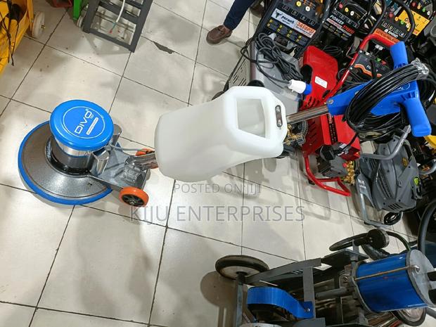 Divo Floor Scrubber - thumbnail 3
