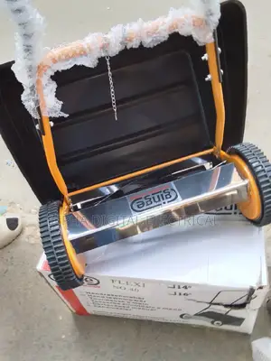 Manual Lawn Mower