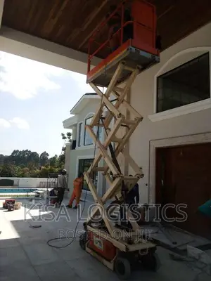 7m Electric Scissorlift for Hire