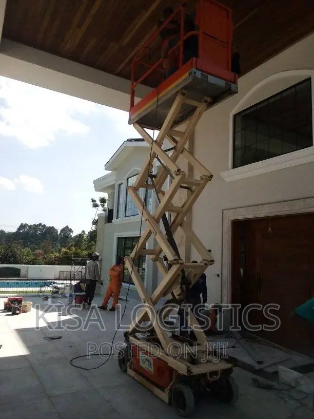 7m Electric Scissorlift for Hire