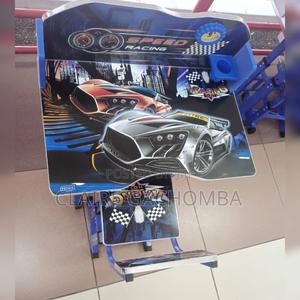 Kids Table - thumbnail 2