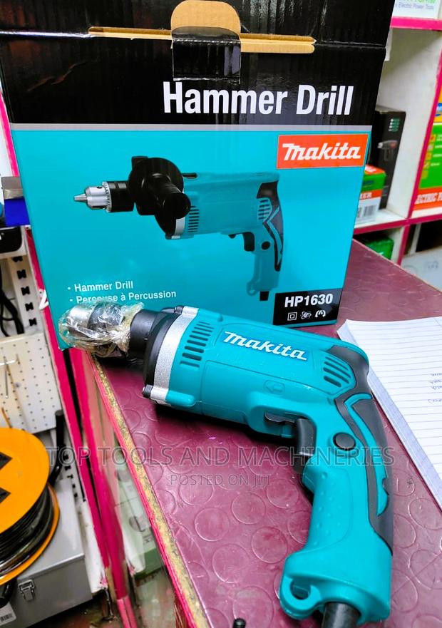 Makita 710W Commercial HP1630 Impact Drill 13MM Chuck
