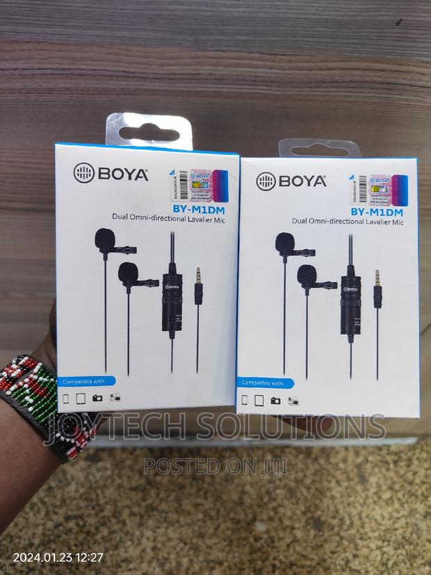 Dual Boya by M1DM Dual Lapel Microphone. Omini- Directional