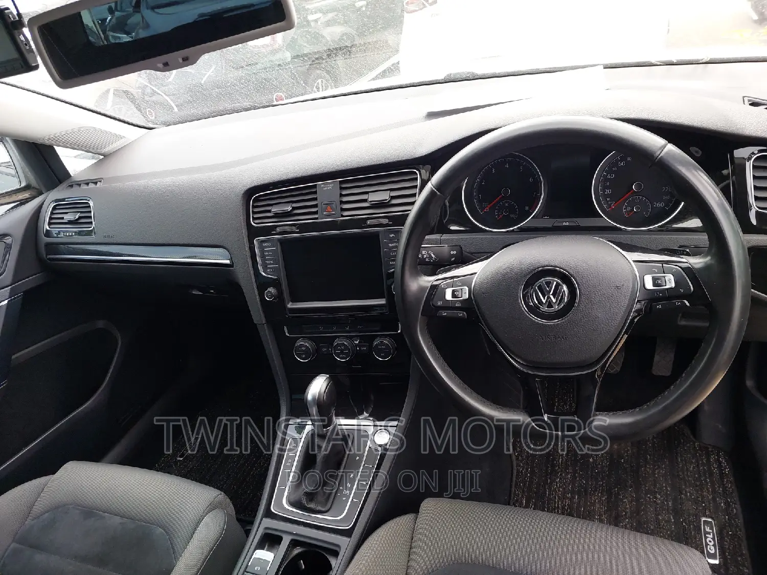 Volkswagen Golf 2017 White