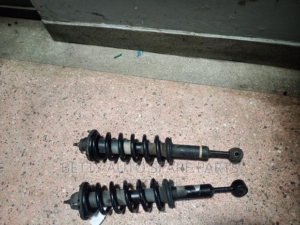 Toyota Vigo 4 Wd Front Shock
