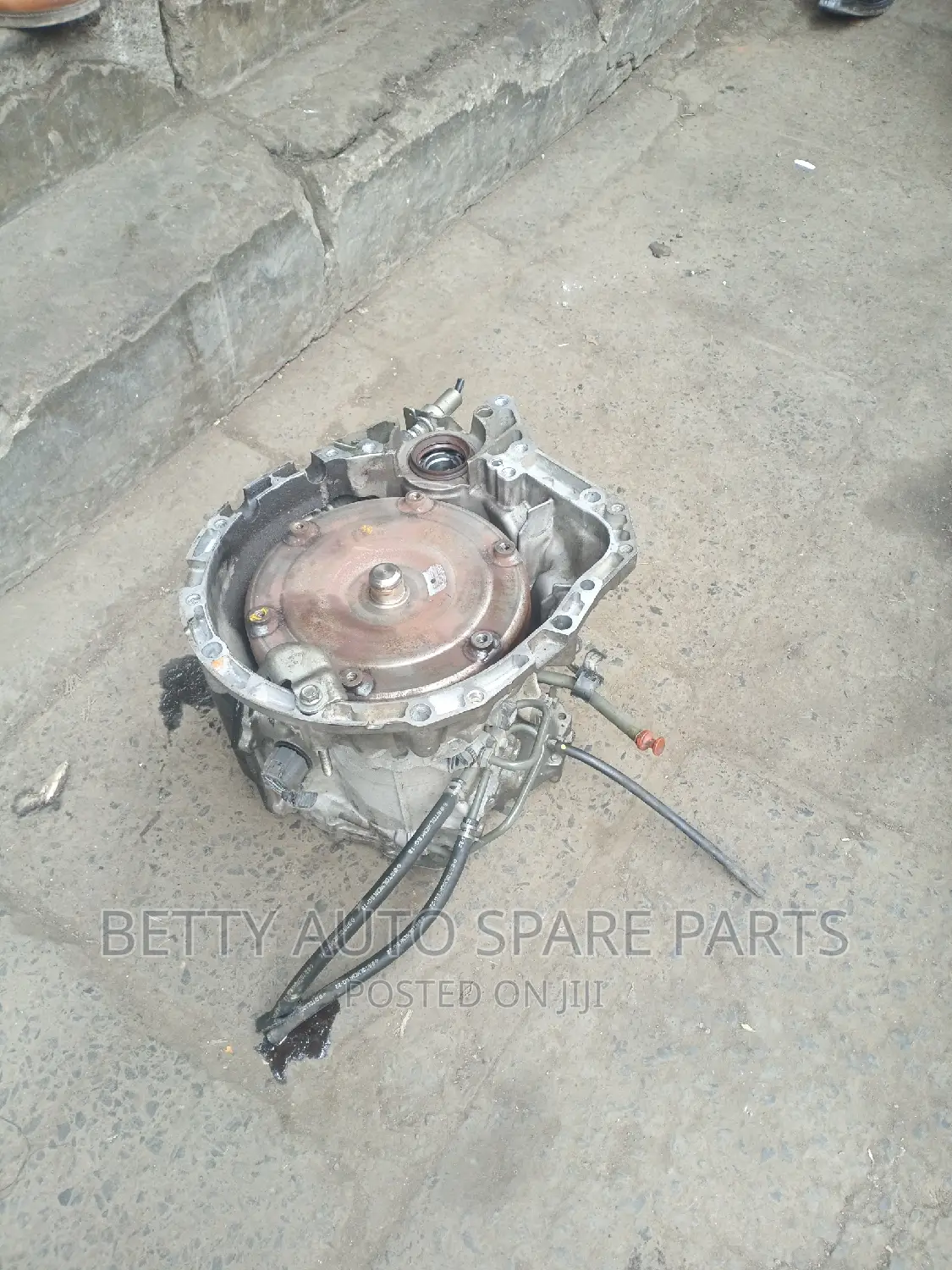 Toyota Passo Sette Gearbox in Ngara Vehicle Parts & Accessories