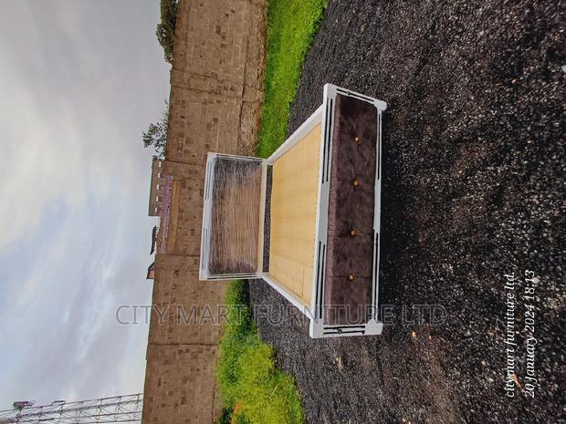 Executive Beds (Offer! Offer! Offer!) - main view