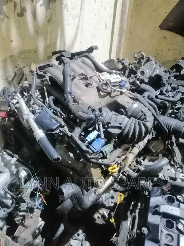 Nissan Vq25 Complete Engine - thumbnail 2