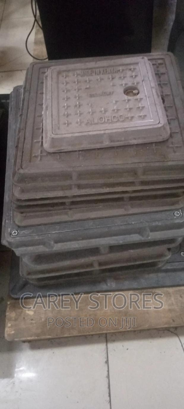 Lockable Manhole Covers - thumbnail 2
