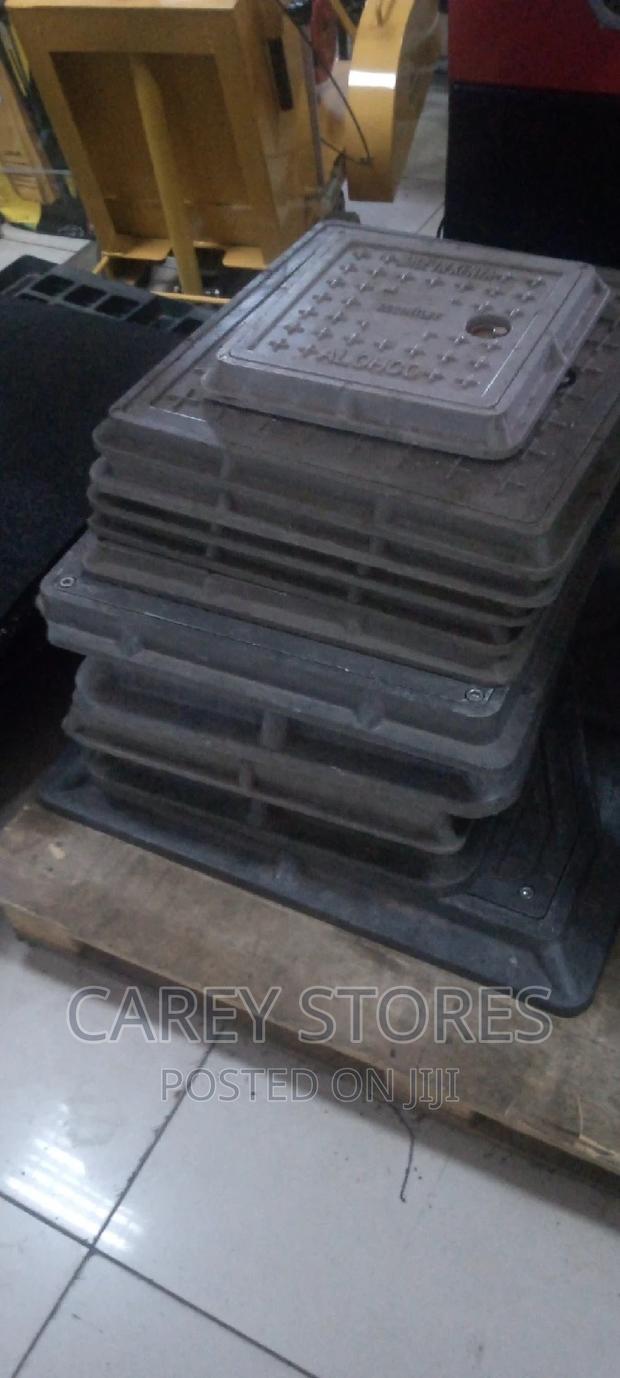 Lockable Manhole Covers - thumbnail 3