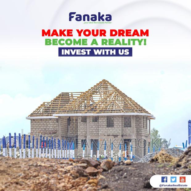 Plots for Sale in Katani, 100 Meters From Tarmac Ww^