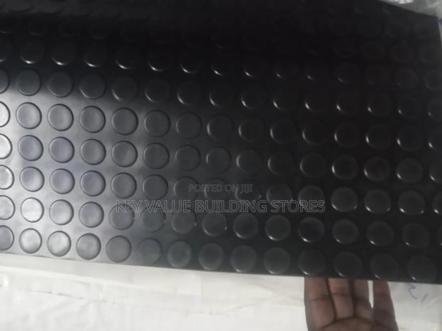 Studded Rubber Mats/Coin Mat