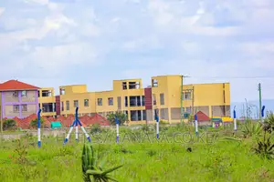 Plots for Sale in Katani, 100 Meters From Tarmac Ww^