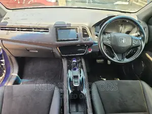Honda Vezel 1.5 Hybrid 2WD 2016 Blue