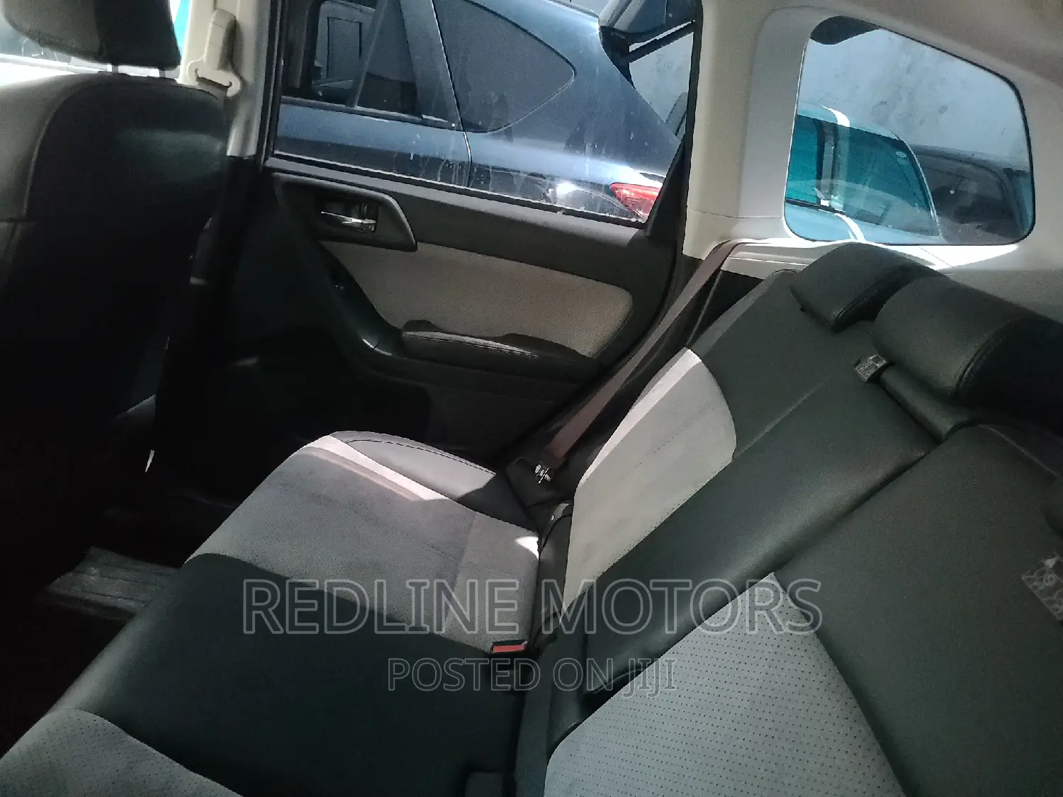 Subaru Forester 2.0XT Premium AWD 2016 Gold