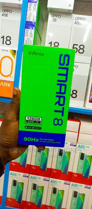 New Infinix Smart 8 64 GB Blue