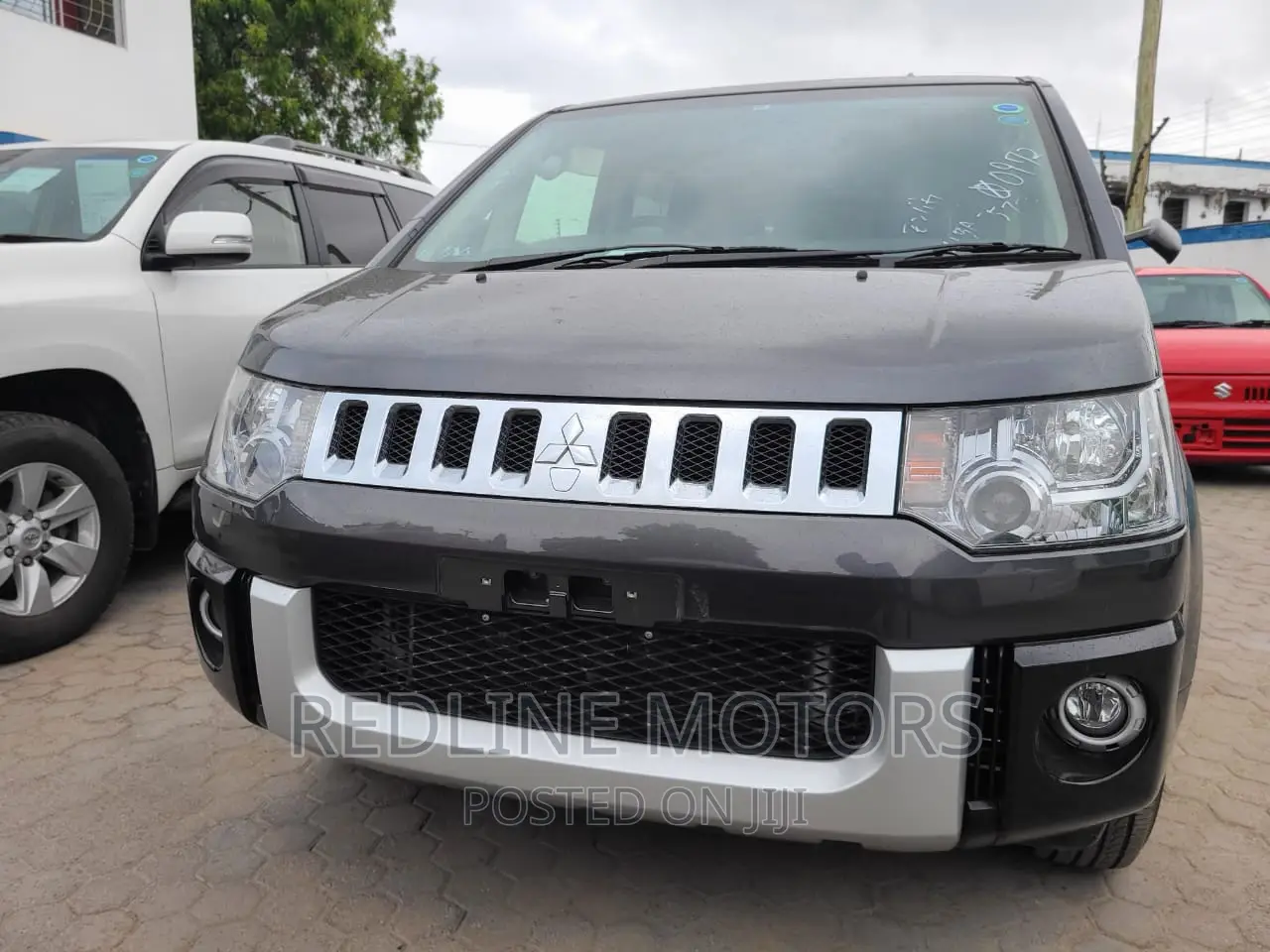 Mitsubishi Delica 2016 Matt Black