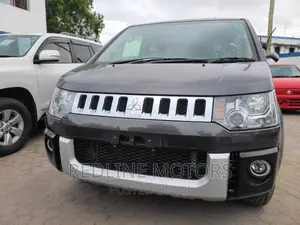Mitsubishi Delica 2016 Matt Black