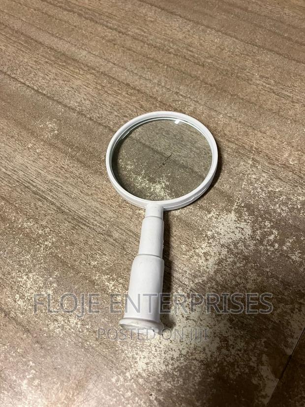 Hand Lense Plastic Handle