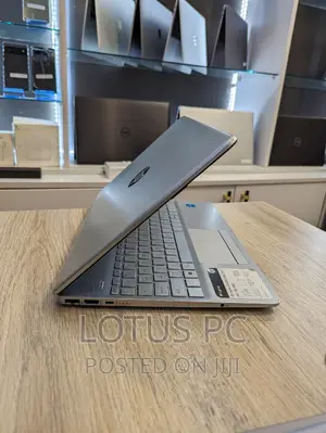 Laptop HP Pavilion 15 8GB Intel Core I3 SSD 256GB