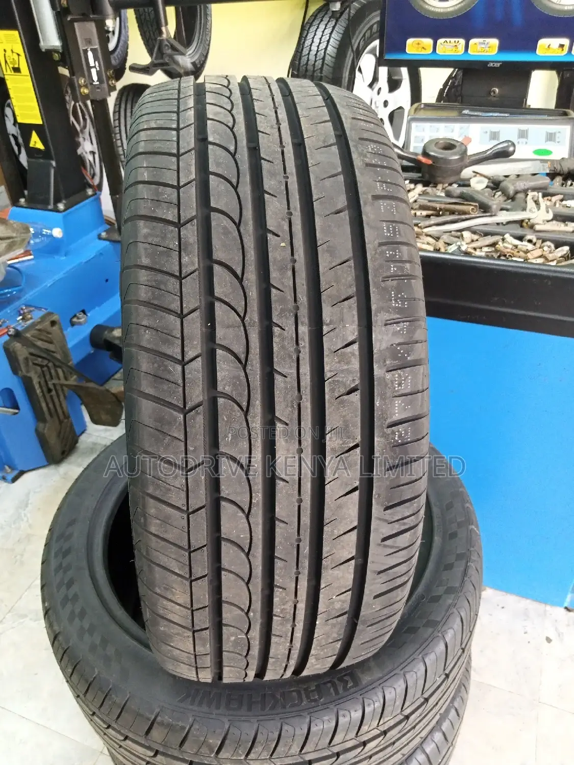 275/45r20 Blackhawk Tyre