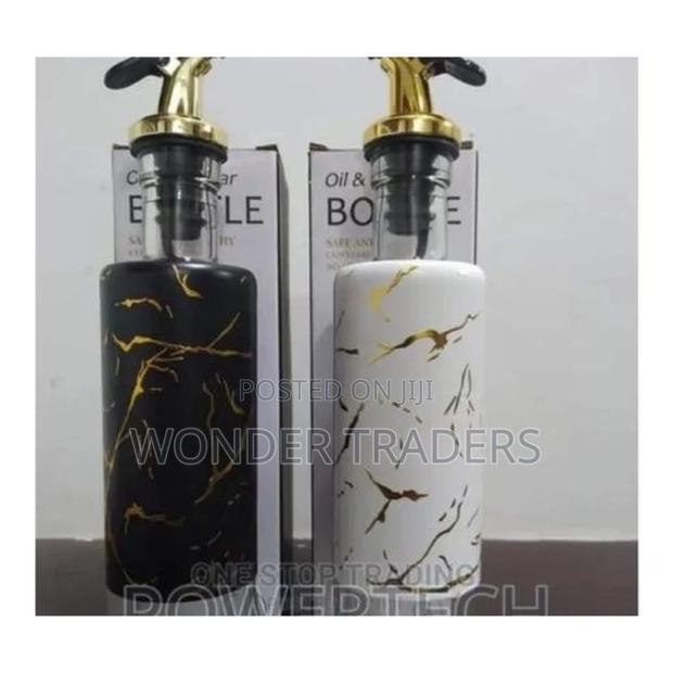 Marble Oil Dispenser - main view