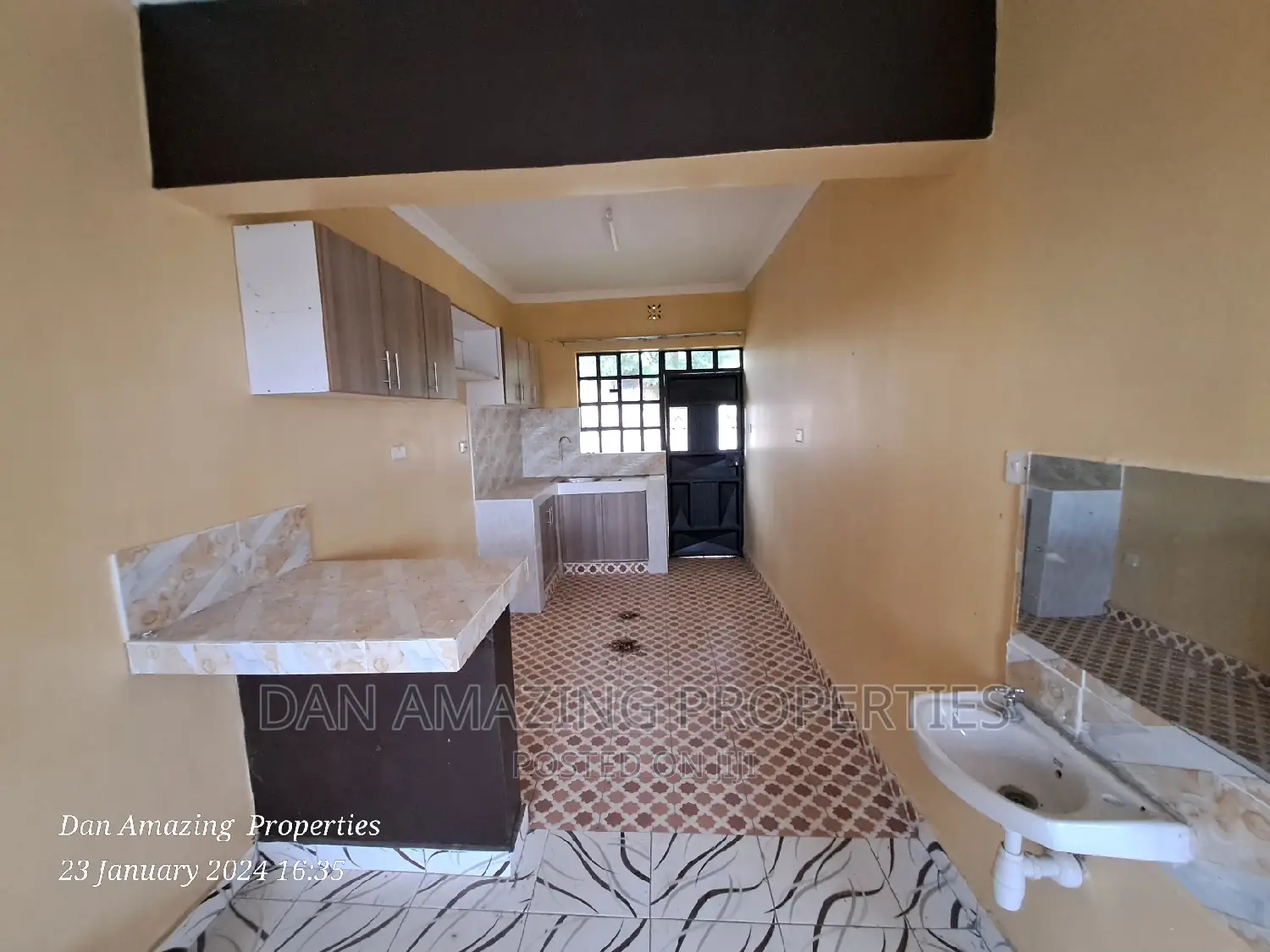 3bdrm Bungalow in Near St Patrick, Kiserian for sale