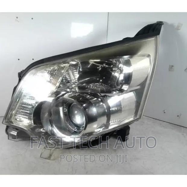 Noah( 2011-2014) Head Light - main view