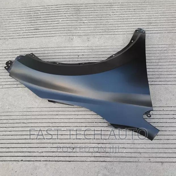 Honda CR-V Re4 Fender Wing