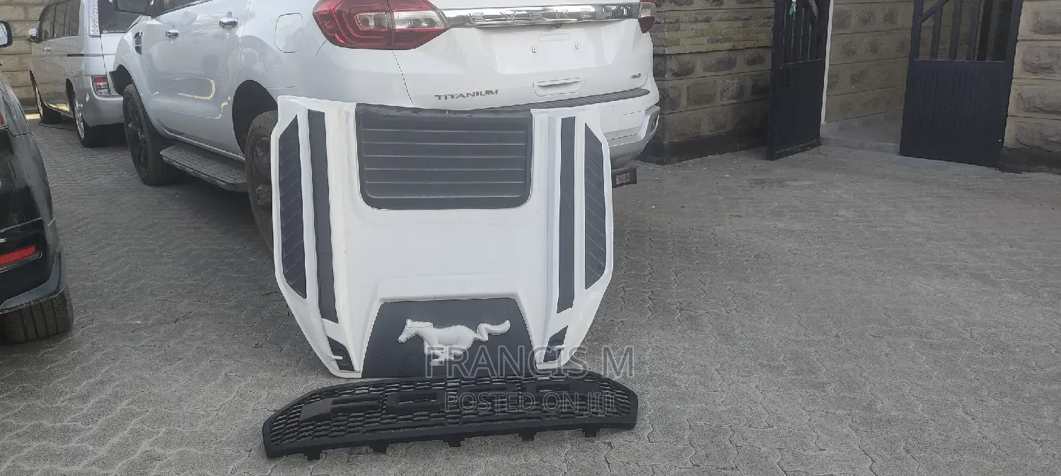 Ford Ranger / Everest Grill Bonnet Scoop