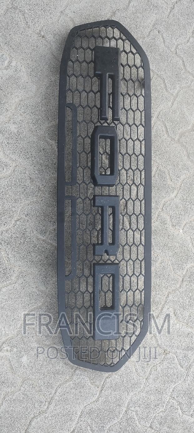 Ford Ranger / Everest Grill Bonnet Scoop - thumbnail 4