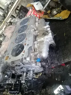 Nissan Navara Yd25 Engine Complete Headcylinder
